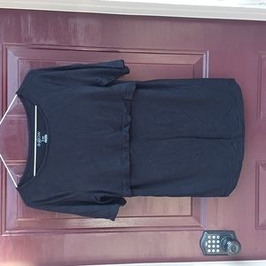 Maternity clothes